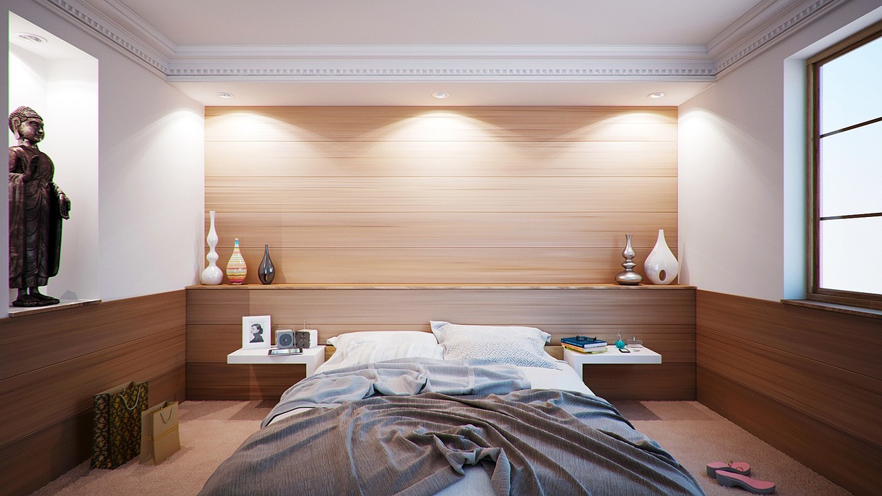 Franse Riviera glamour: decoratietips voor jouw slaapkamer