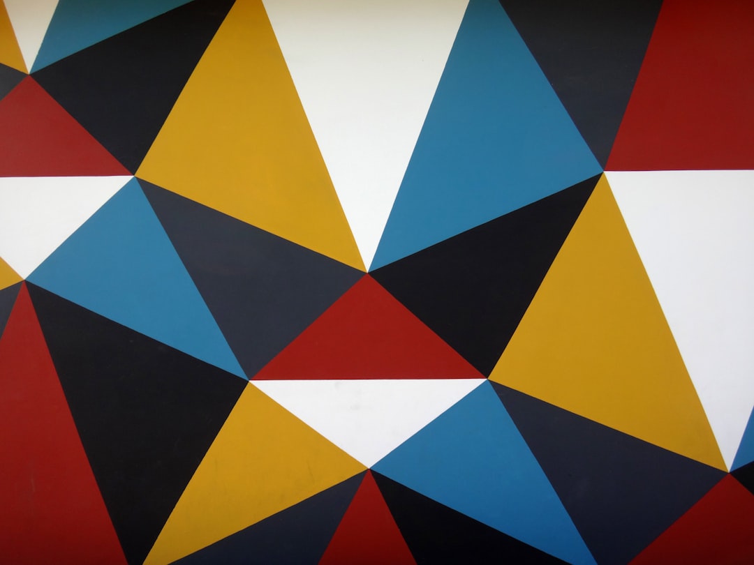 Nieuwe trends in geometrische wanddecoratie voor een modern interieur